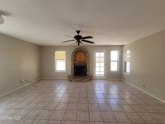 3200 MOUNTAIN RIDGE Drive, El Paso, TX 79904