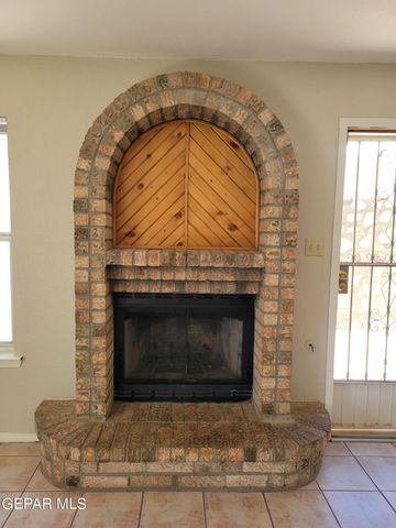 3200 MOUNTAIN RIDGE Drive, El Paso, TX 79904
