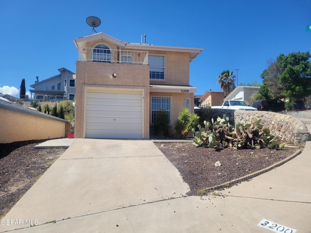 3200 MOUNTAIN RIDGE Drive, El Paso, TX 79904