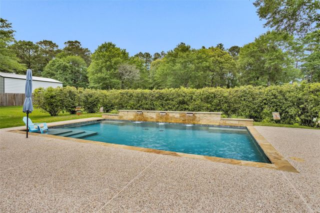 11781 Walding Road, Montgomery, TX 77356