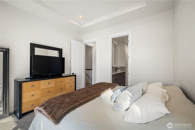 4804 W Tapps Drive E, Lake Tapps, WA 98391