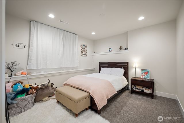 4804 W Tapps Drive E, Lake Tapps, WA 98391