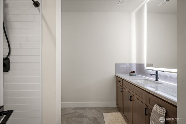 4804 W Tapps Drive E, Lake Tapps, WA 98391