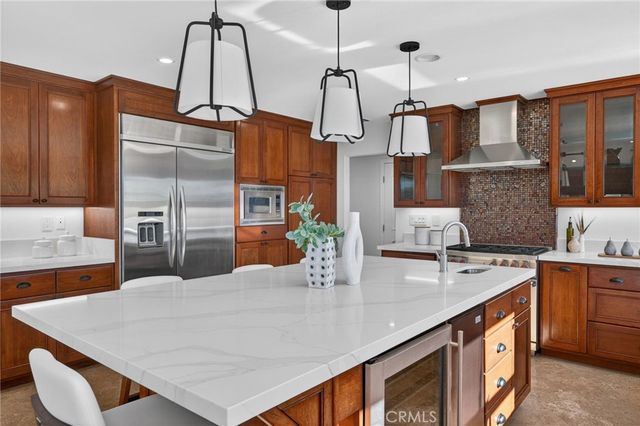 17391 Forbes Lane, Huntington Beach, CA 92649