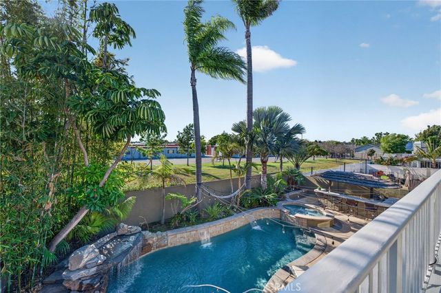 17391 Forbes Lane, Huntington Beach, CA 92649