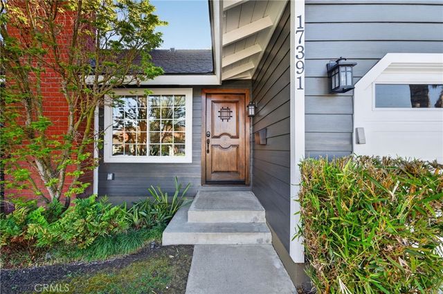 17391 Forbes Lane, Huntington Beach, CA 92649