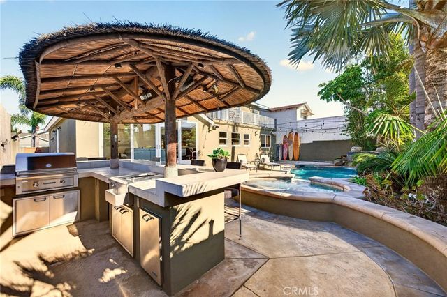 17391 Forbes Lane, Huntington Beach, CA 92649