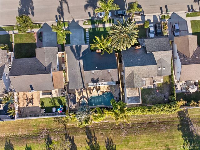 17391 Forbes Lane, Huntington Beach, CA 92649