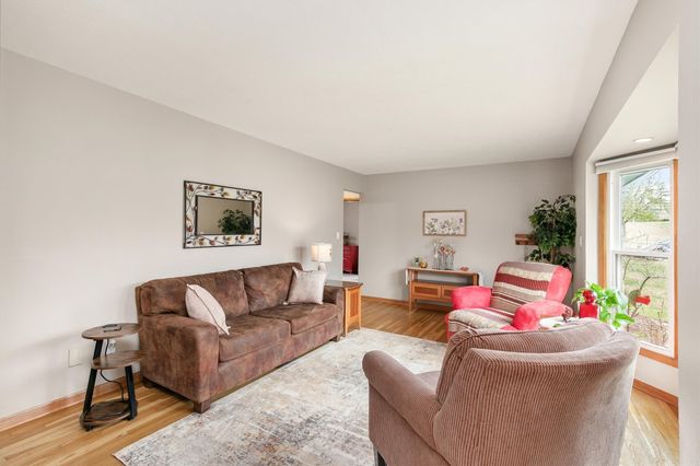 4133 52nd Street, Des Moines, IA 50310