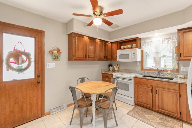 4133 52nd Street, Des Moines, IA 50310