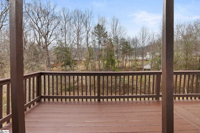 17 Hester Road, Greenville, SC 29609