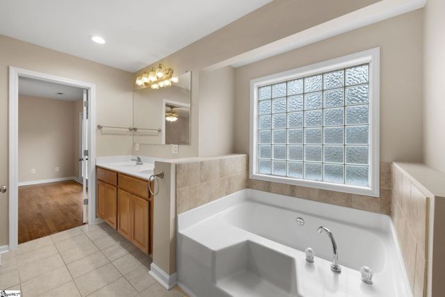 17 Hester Road, Greenville, SC 29609