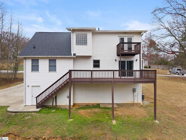 17 Hester Road, Greenville, SC 29609