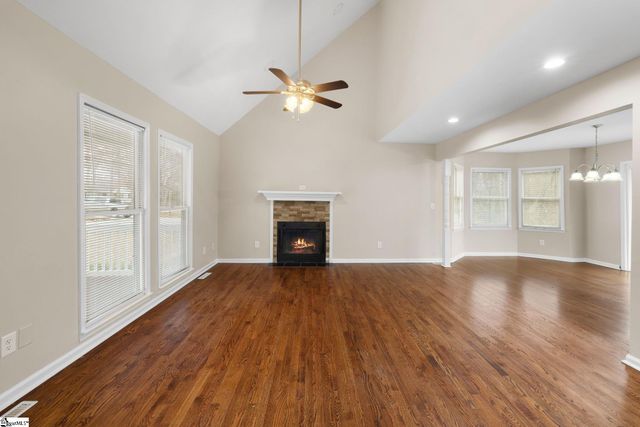 17 Hester Road, Greenville, SC 29609