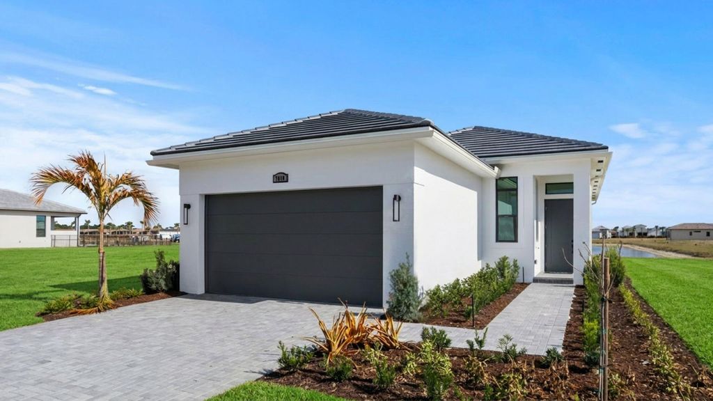 7818 SW Andrea Way, Port St. Lucie, Port St Lucie, FL 34987