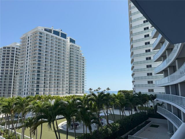 3101 Bayshore Dr 704, Fort Lauderdale, FL 33304