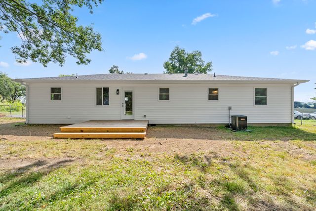6089 North Farm Road 159, Springfield, MO 65803