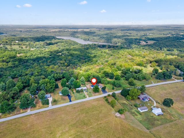 6089 North Farm Road 159, Springfield, MO 65803