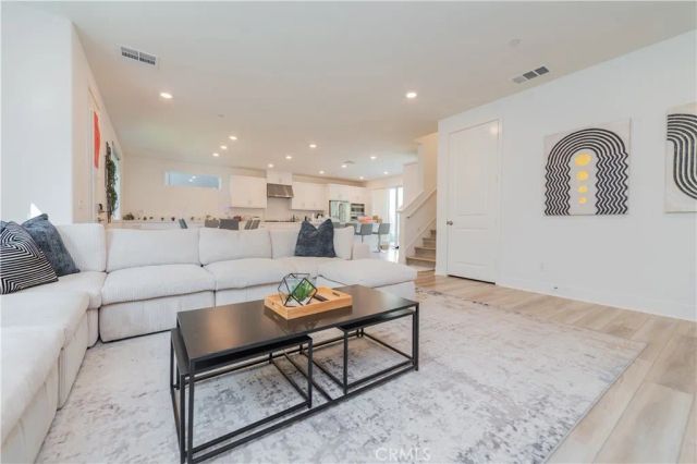 168 Sash, Irvine, CA 92618
