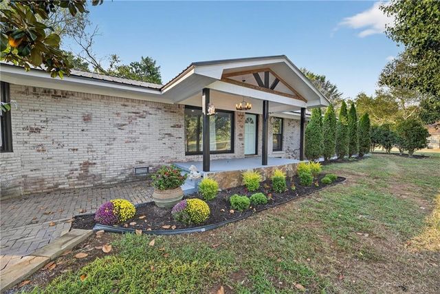 1943 Rome Road SW, Calhoun, GA 30701