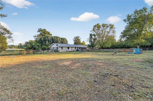 1943 Rome Road SW, Calhoun, GA 30701
