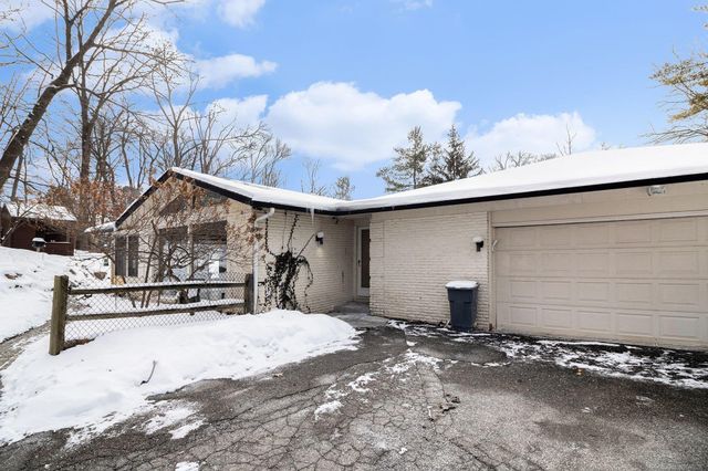 6733 Bloomfield Lane, West Bloomfield Twp, MI 48322