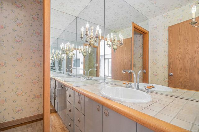 6733 Bloomfield Lane, West Bloomfield Twp, MI 48322