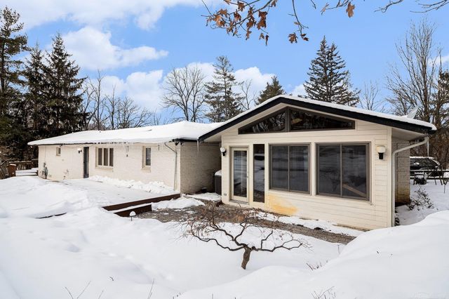 6733 Bloomfield Lane, West Bloomfield Twp, MI 48322