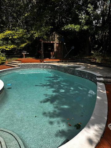 6733 Bloomfield Lane, West Bloomfield Twp, MI 48322