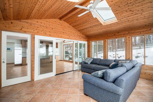 6733 Bloomfield Lane, West Bloomfield Twp, MI 48322