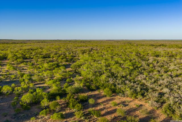 1048 County Road 640, Hondo, TX 78861