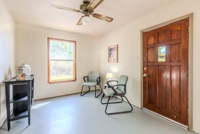 1048 County Road 640, Hondo, TX 78861