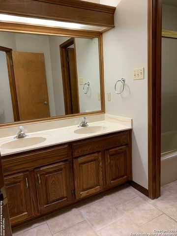 4506 ROCK ELM WOODS, San Antonio, TX 78249