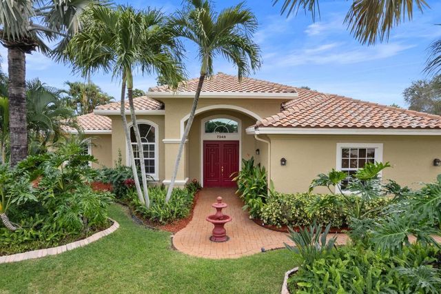 7348 E Country Club Boulevard, Boca Raton, FL 33487