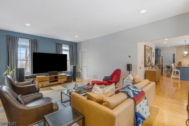 5 Ridge Rd, Warren Twp., NJ 07059