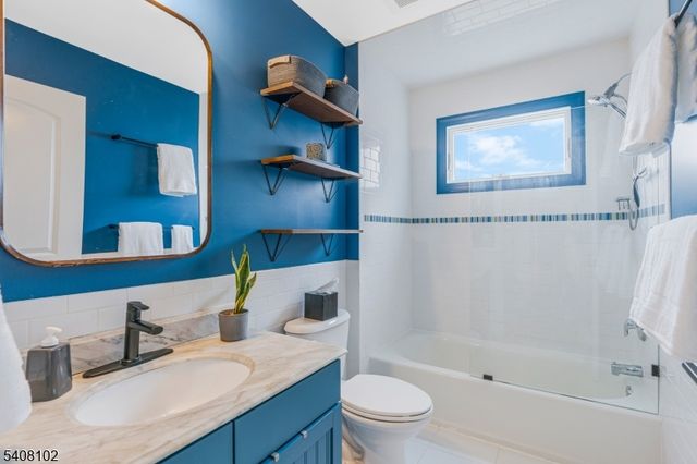 5 Ridge Rd, Warren Twp., NJ 07059