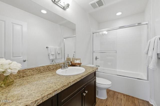 996 Los Angeles Avenue 101, Ventura, CA 93004