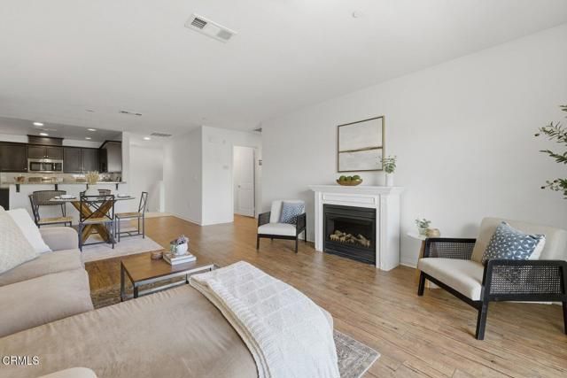 996 Los Angeles Avenue 101, Ventura, CA 93004