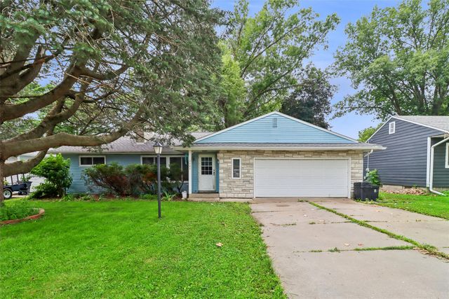 1808 W State Street, Marshalltown, IA 50158