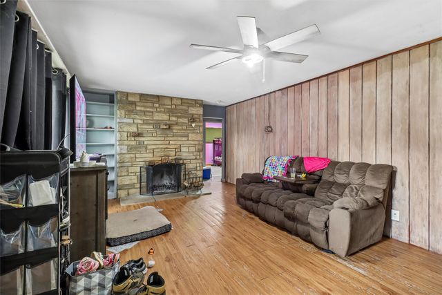 1808 W State Street, Marshalltown, IA 50158