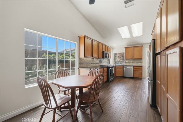 15156 Biarritz St., Lake Elsinore, CA 92530