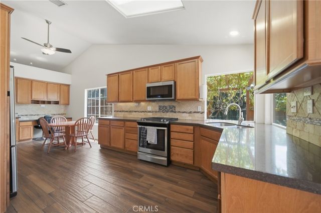 15156 Biarritz St., Lake Elsinore, CA 92530