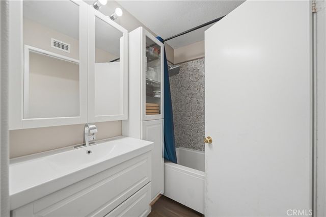 15156 Biarritz St., Lake Elsinore, CA 92530