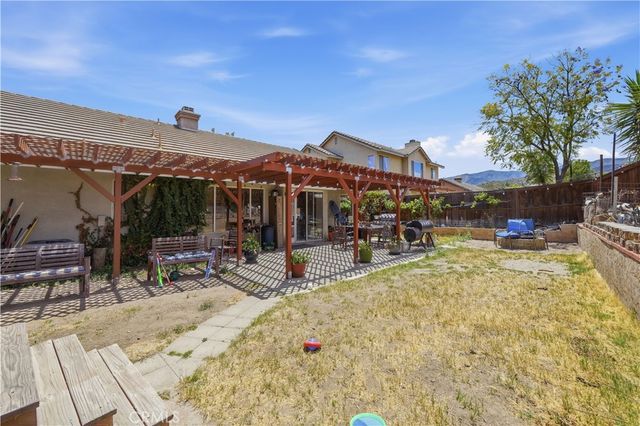 15156 Biarritz St., Lake Elsinore, CA 92530