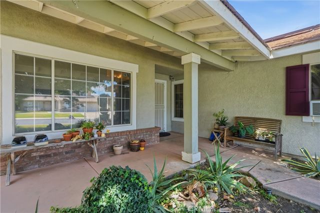 15156 Biarritz St., Lake Elsinore, CA 92530