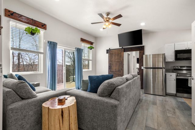 1590 Red Rock Road, Galena, MO 65656