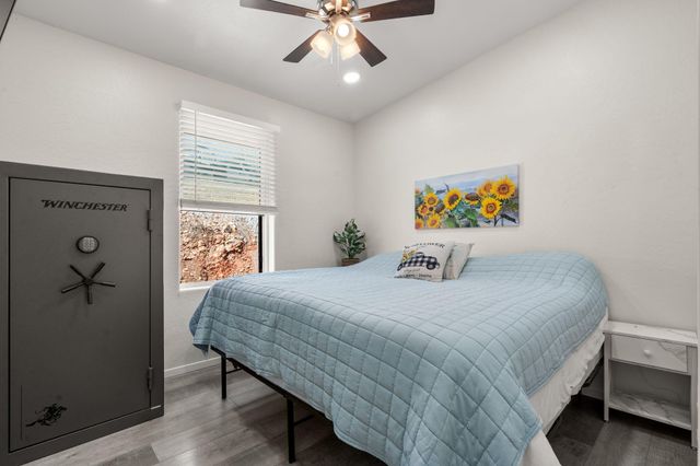 1590 Red Rock Road, Galena, MO 65656