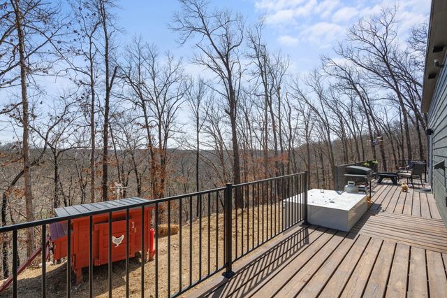 1590 Red Rock Road, Galena, MO 65656