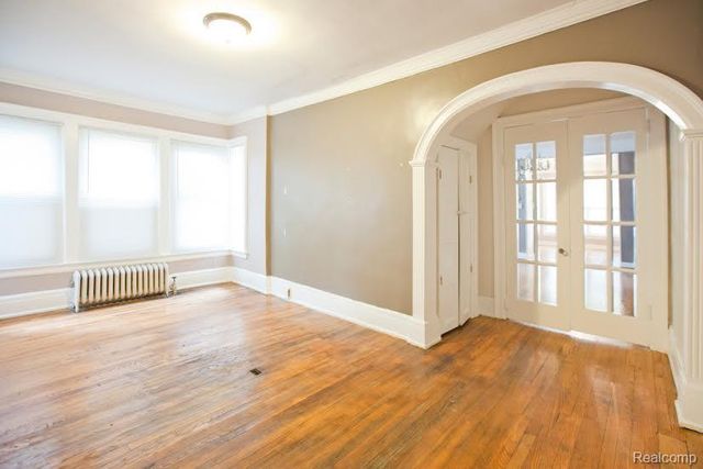 7880 Van Dyke Place, Detroit, MI 48214