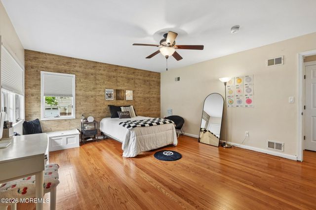 10 Arcadia Road, Woodcliff Lake, NJ 07677